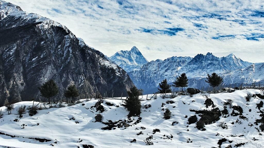 BEST PLACES TO VISIT IN UTTARAKHAND IN WINTERS